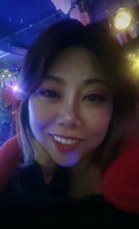 收快递的费仙女的第一张照片--亳州红颜知己交友网